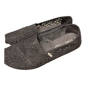 TOMS Women's Elegant Black Lace Loafers